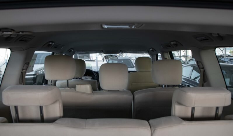 
								2024 Nissan Patrol 4.0L XE A/T P full									