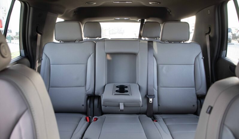 
								2025 GMC Yukon Elevation RWD full									