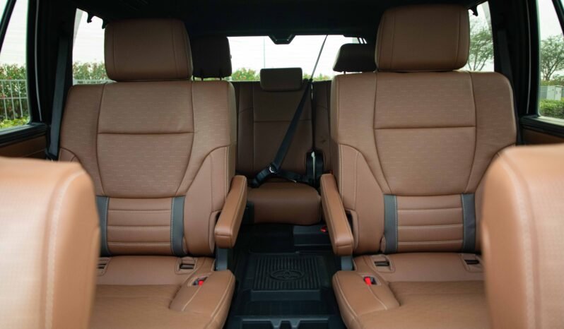 
								2025 Toyota Sequoia 1794 Edition Hybrid 4WD full									