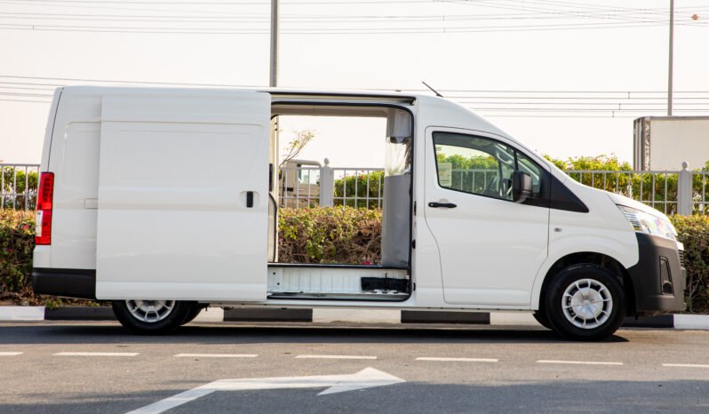 
								2025 Toyota HiAce GLS High Roof 3.5L MT Cargo VAN full									