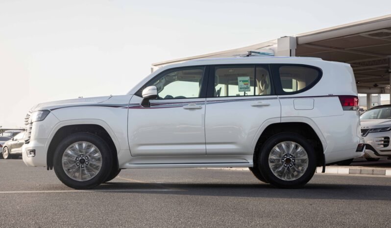 
								2025 Toyota Land Cruiser LC300 3.3 TT DSL GXR LIMITED full									