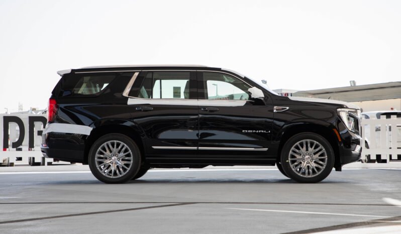
								2025 GMC Yukon 4WD DENALI VIP +TV full									