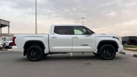 2025 Toyota Tundra Limited 4WD Hybrid Nightshade