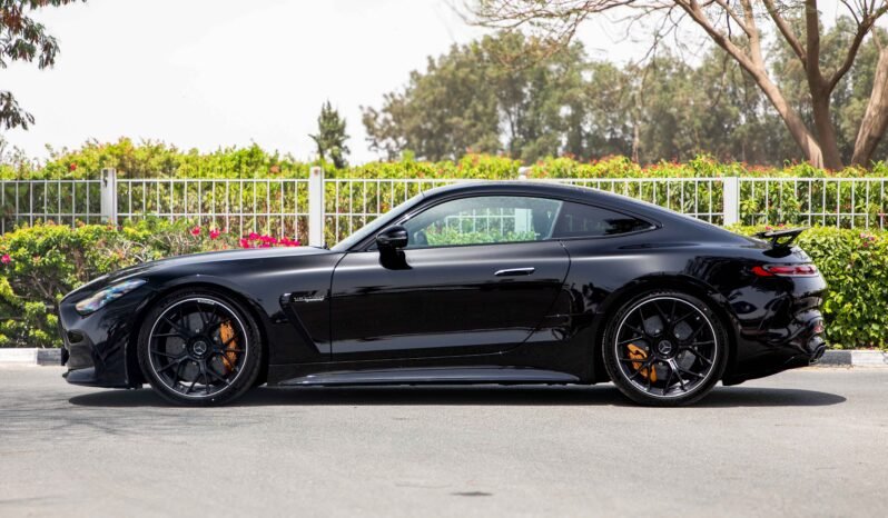 
								2025 Mercedes-AMG GT 63 S E PERFORMANCE full									