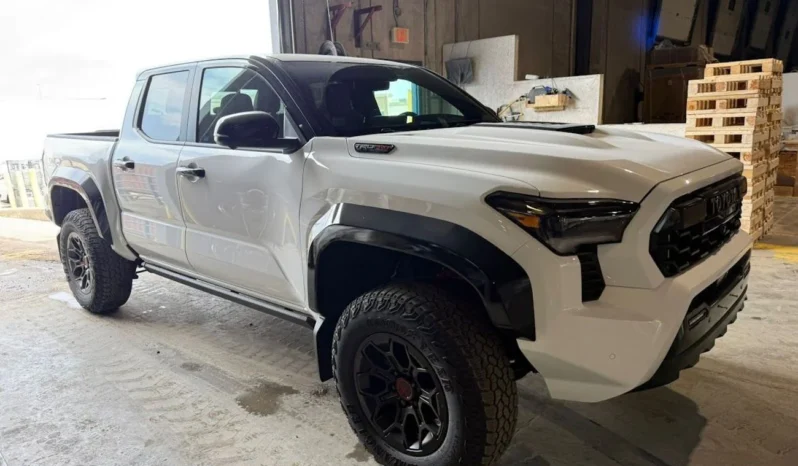 
								2025 Toyota Tacoma TRD PRO I-FORCE MAX. full									