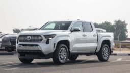 
										2024 Toyota Tacoma Limited 4WD Hybrid full									