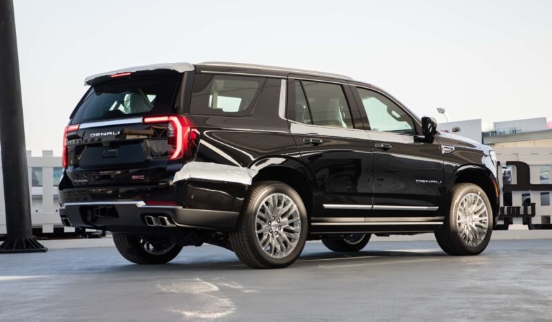 
								2025 GMC Yukon 4WD DENALI VIP +TV full									