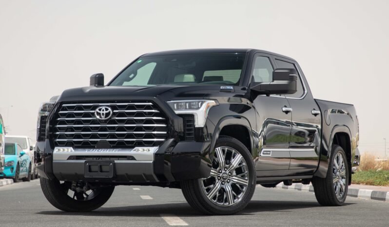
								2025 Toyota Tundra Capstone 4WD Hybrid full									