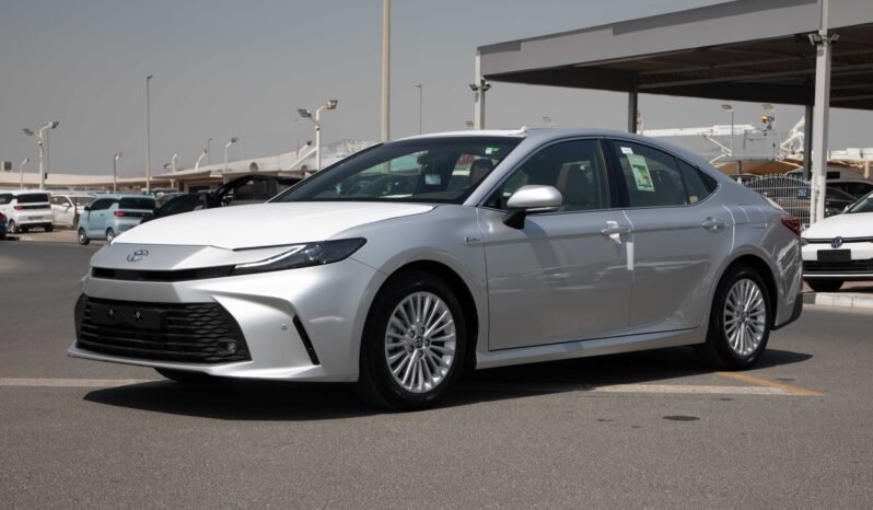
								2025 Toyota Camry 2.5 E+ FWD Hybrid full									