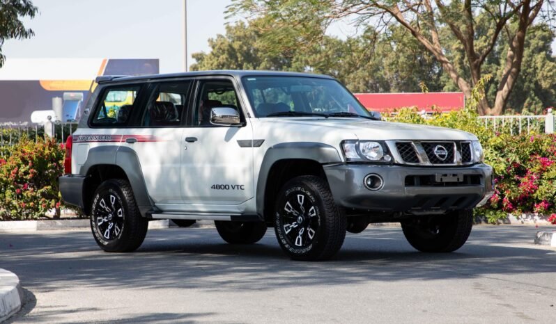 
								2024 Nissan Patrol Super Safari Final Edition 4WD full									