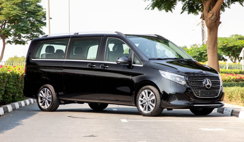 
								2025 Mercedes-Benz V300 Avantgarde+ 8Seat full									