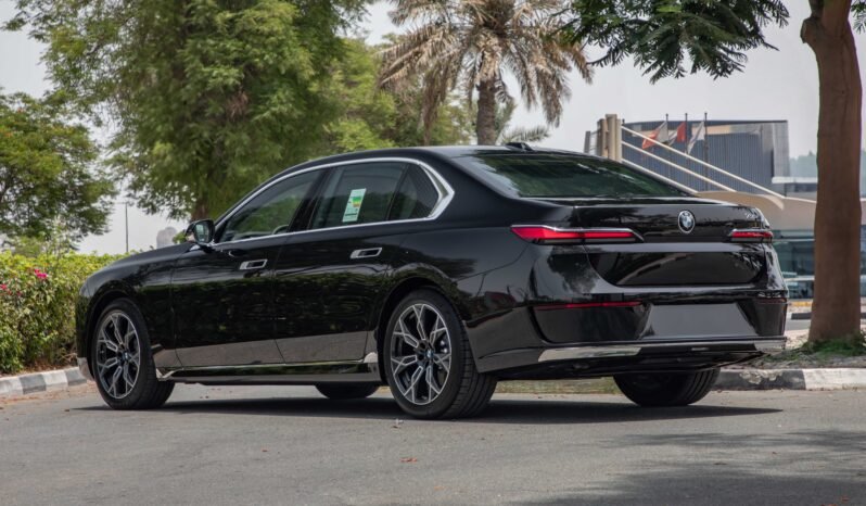 
								2026 BMW 735i7 Series 3.0L Sedan RWD full									