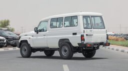 
										2025 Toyota Land Cruiser 70 78 2.8L T/DSL-E full									