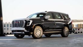 2025 GMC Yukon 4WD DENALI VIP +TV