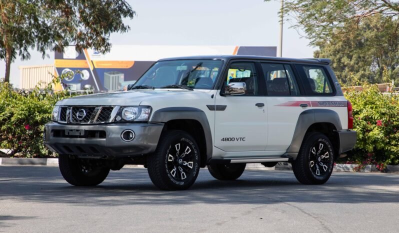 
								2024 Nissan Patrol Super Safari Final Edition 4WD full									