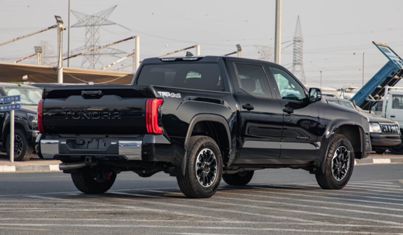
								2025 TOYOTA TUNDRA SR5 TRD OFF-ROAD full									