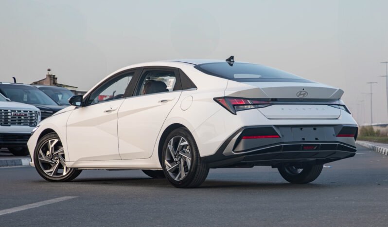 
								HYUNDAI ELANTRA full									
