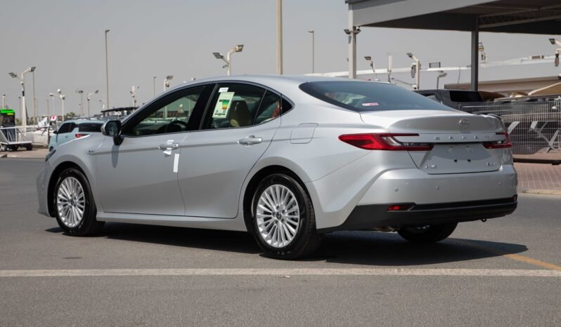 
								2025 Toyota Camry 2.5 E+ FWD Hybrid full									