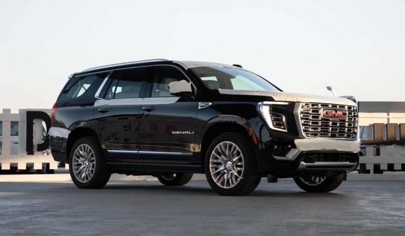 
								2025 GMC Yukon 4WD DENALI VIP +TV full									