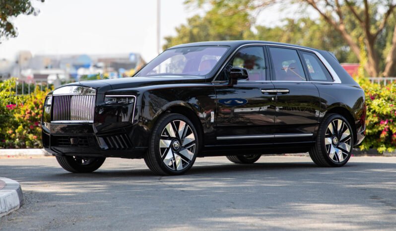 
								2025 Rolls Royce Cullinan full									