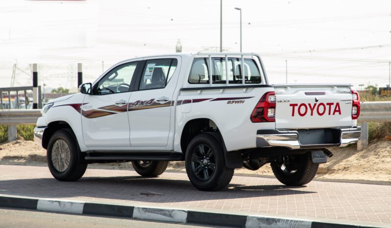 
								2025 Toyota Hilux D/C 2.7 GLXS-V1 A/T Push Start full									