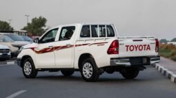 
										Toyota Hilux DC 4WD 2.7 GLXS V1 AT GASOLINE PUSH START full									