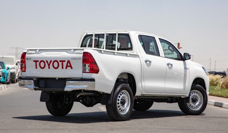 
								2025 Toyota Hilux D/C 4WD DSL DLX-G A/T full									