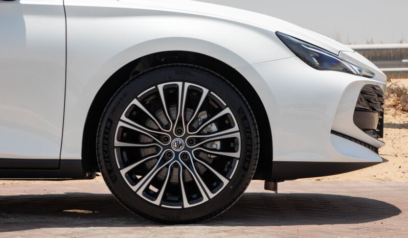 
								2025 MG 7 Elegance Edition DCT 1.5T full									