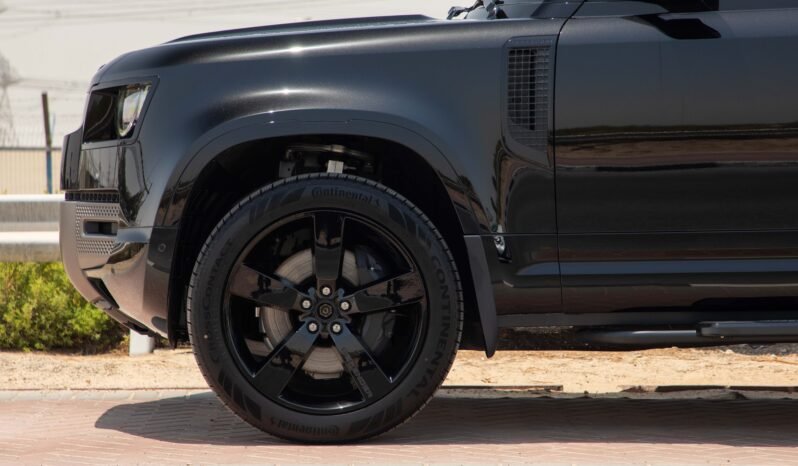 
								2025 LAND ROVER DEFENDER X-DYNAMIC SE full									
