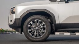 
										2025 Toyota Land Cruiser iForce Max Hybrid 4WD full									
