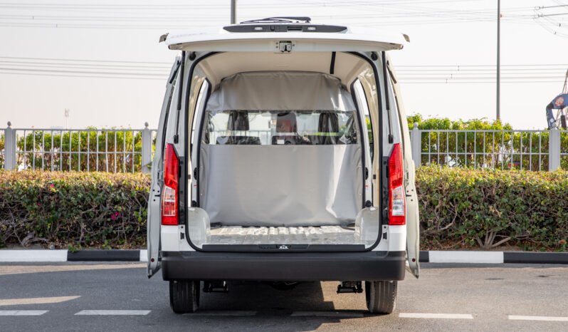 
								2025 Toyota HiAce GLS High Roof 3.5L MT Cargo VAN full									