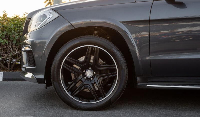 
								2015 Mercedes-Benz GL 500 Std 4MATIC full									