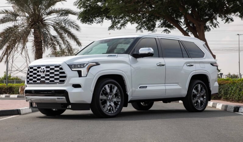 
								2025 Toyota Sequoia Capstone 4WD 7 Seaters full									