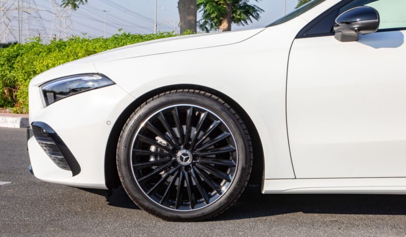 
								2025 Mercedes-Benz A200 AMG Hatchback – White full									