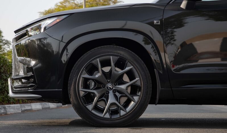 
								2025 Lexus TX500h F Sport 3 full									