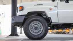 
										2025 Toyota Land Cruiser 70 78 2.8L T/DSL-E full									