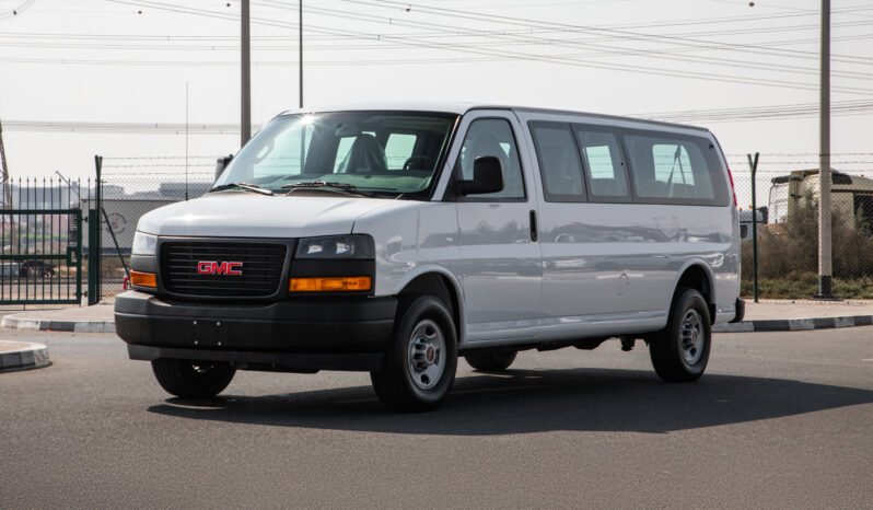 
								2023 GMC Savana 3500 EXT (15 SEATER) GCC full									