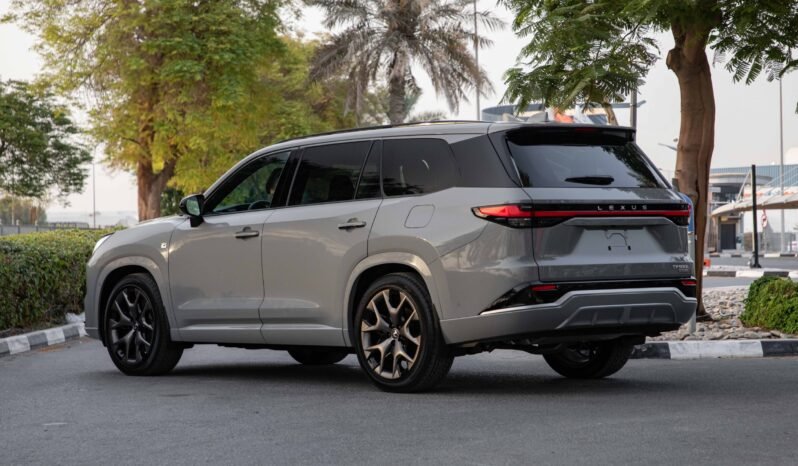 
								2025 Lexus TX500h F Sport 3 full									