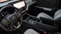 
										2025 Lexus TX500h F Sport 3 full									