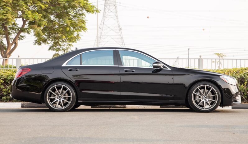 
								2019 Mercedes-Benz S 560 Std AMG Pack full									