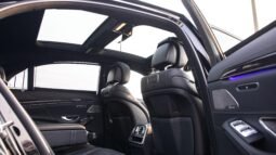 
										2019 Mercedes-Benz S 560 Std AMG Pack full									