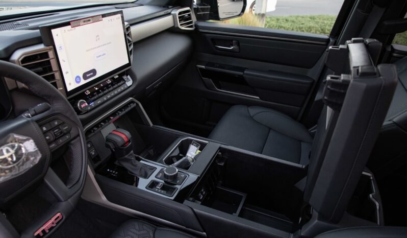 
								2025 TOYOTA TUNDRA LIMITED TRD OFF-ROAD I-FORCE MAX full									