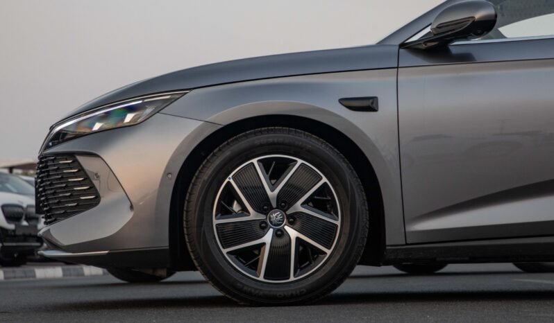 
								2025 BYD QIN L DM-i INTELLIGENT DRIVE 80 KM Beyond full									
