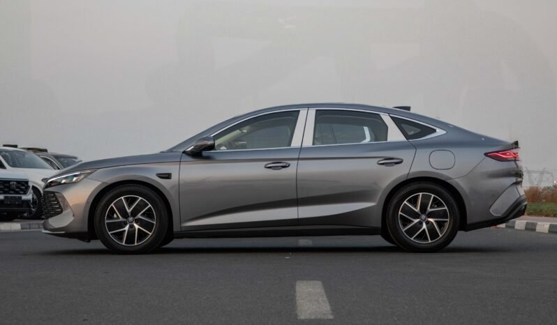 
								2025 BYD QIN L DM-i INTELLIGENT DRIVE 80 KM Beyond full									