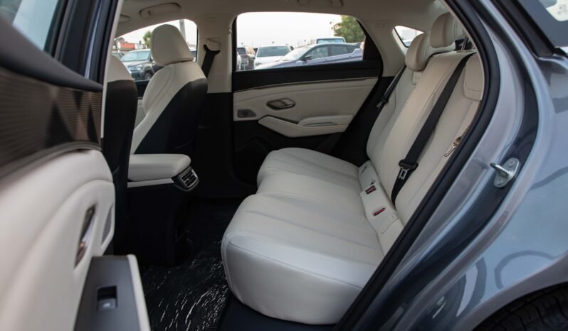 
								2025 BYD QIN L DM-i INTELLIGENT DRIVE 80 KM Beyond full									