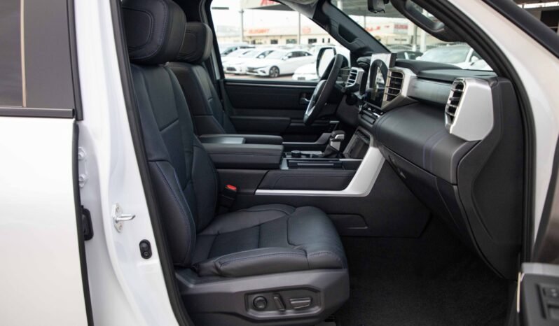 
								2025 Toyota Tundra Platinum I-FORCE MAX full									