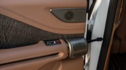 
										2025 Yangwang U8 BYD U8 YangWang Deluxe Edition Hybrid 4WD. full									