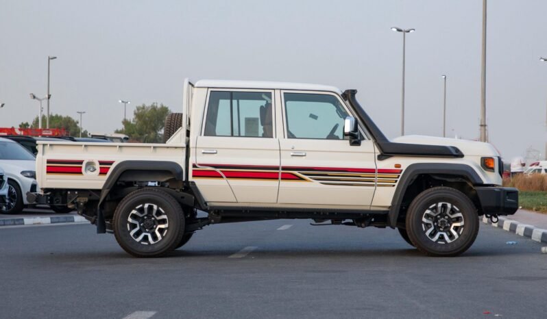 
								Toyota Land Cruiser Pick Up 79 D/C 2.8 T/DSL LX – Z1 A/T full									