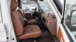 
										Toyota Land Cruiser Pick Up 79 D/C 2.8 T/DSL LX – Z1 A/T full									