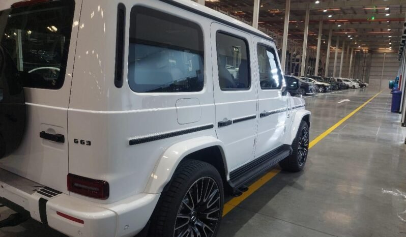 
								2025 Mercedes-Benz G63 AMG Night package 2 full									
